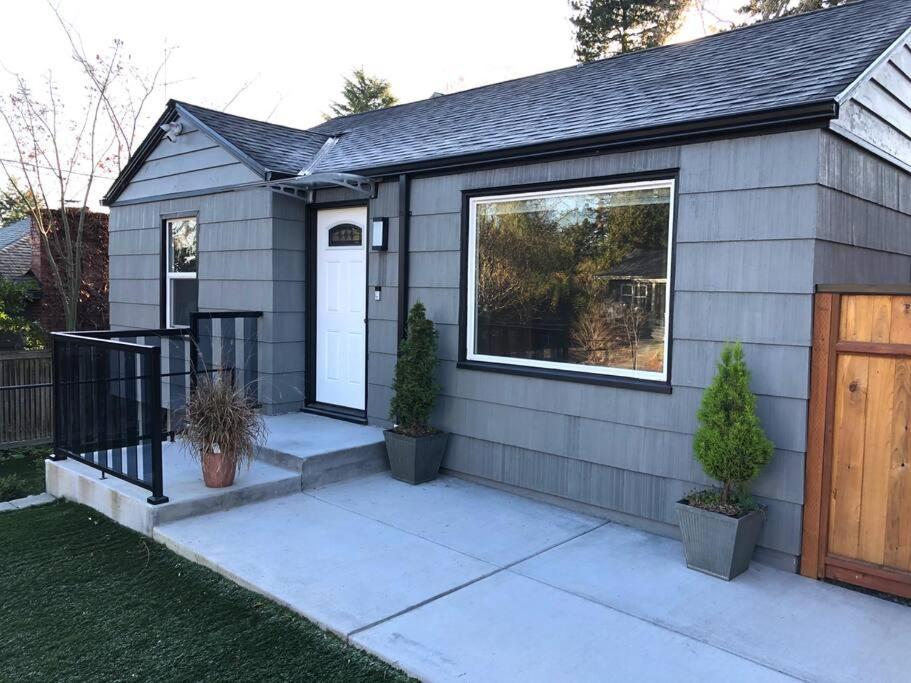 Cozy Crown Hill Carkeek Cottage W/3 Beds, Full Kitchen & Backyard In North Seattle Exteriör bild