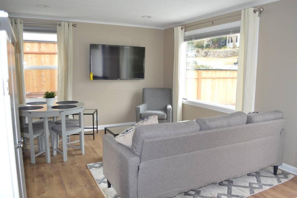 Cozy Crown Hill Carkeek Cottage W/3 Beds, Full Kitchen & Backyard In North Seattle Exteriör bild