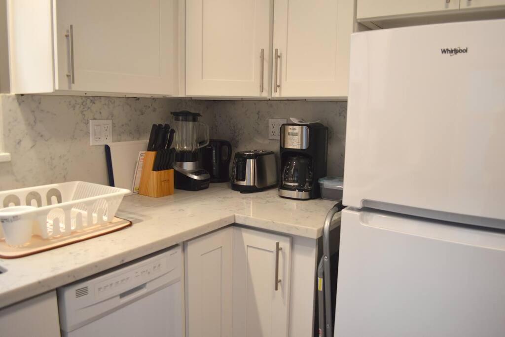 Cozy Crown Hill Carkeek Cottage W/3 Beds, Full Kitchen & Backyard In North Seattle Exteriör bild